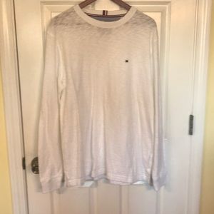 Men’s Tommy Hilfiger sweater/sweatshirt